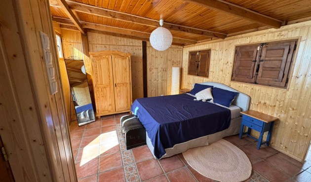 Resale - Bungalow -
Torrevieja - Costa Blanca