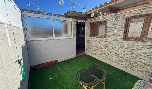 Resale - Bungalow -
Torrevieja - Costa Blanca