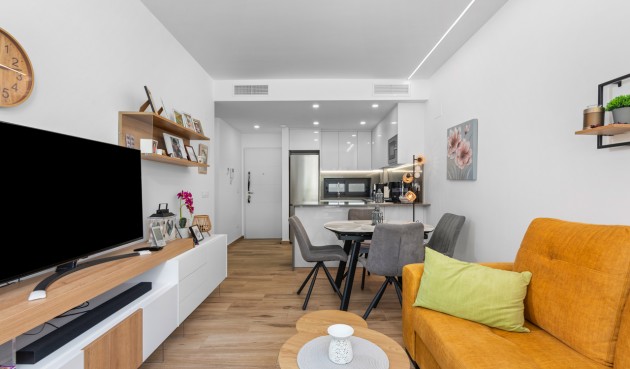 Resale - Apartment -
Villamartin - Costa Blanca