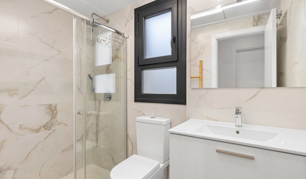 Resale - Apartment -
Villamartin - Costa Blanca