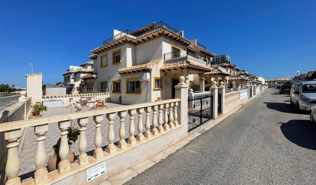 Reventa - Town House -
Orihuela Costa - Costa Blanca