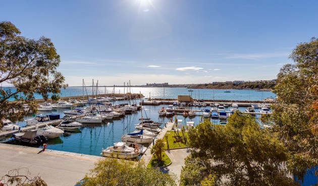 Reventa - Town House -
Orihuela Costa - Costa Blanca