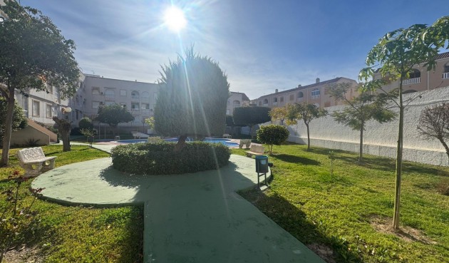 Återförsäljning - Apartment -
Torrevieja - Costa Blanca