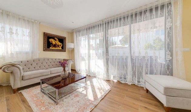Brukt - Villa -
Torrevieja - Costa Blanca