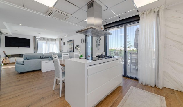 Brukt - Villa -
Torrevieja - Costa Blanca