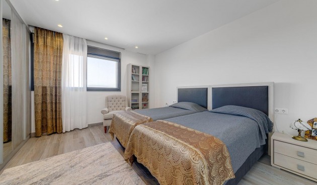 Brukt - Villa -
Torrevieja - Costa Blanca