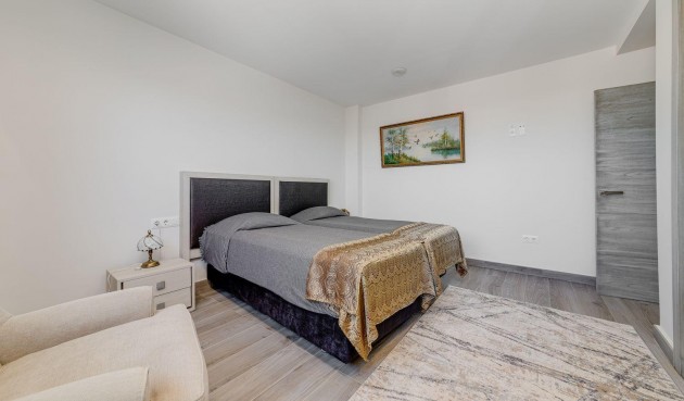 Brukt - Villa -
Torrevieja - Costa Blanca