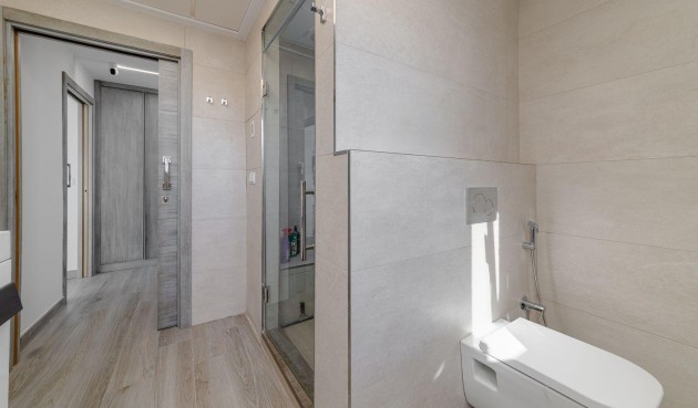 Brukt - Villa -
Torrevieja - Costa Blanca