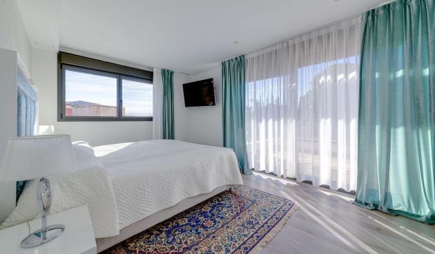 Brukt - Villa -
Torrevieja - Costa Blanca