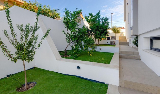 Brukt - Villa -
Torrevieja - Costa Blanca