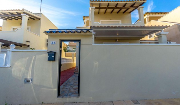 Reventa - Town House -
Orihuela Costa - Costa Blanca
