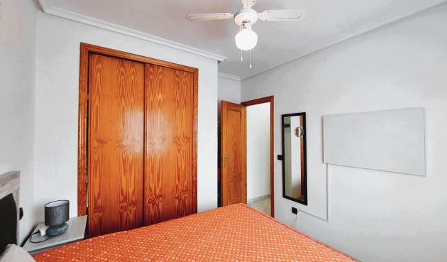 Återförsäljning - Apartment -
Orihuela Costa - Costa Blanca