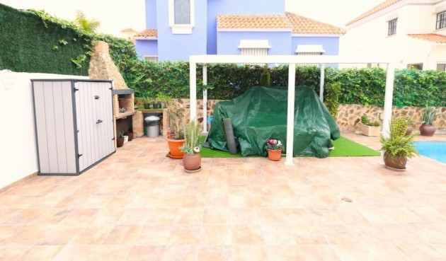 Brukt - Villa -
San Miguel de Salinas - Inland