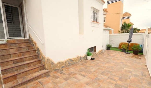 Brukt - Villa -
San Miguel de Salinas - Inland
