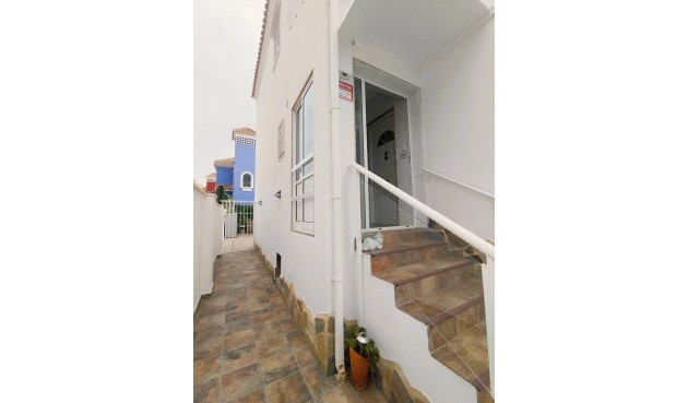 Brukt - Villa -
San Miguel de Salinas - Inland