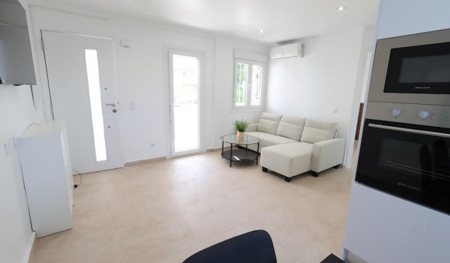 Brukt - Bungalow -
Orihuela Costa - Costa Blanca