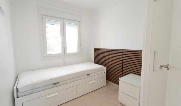 Brukt - Bungalow -
Orihuela Costa - Costa Blanca