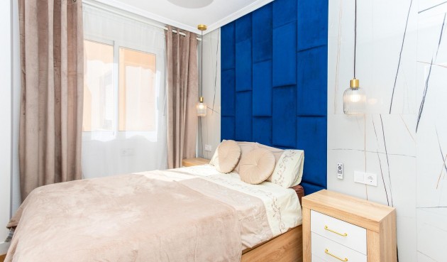 Brukt - Apartment -
Torrevieja - Centro