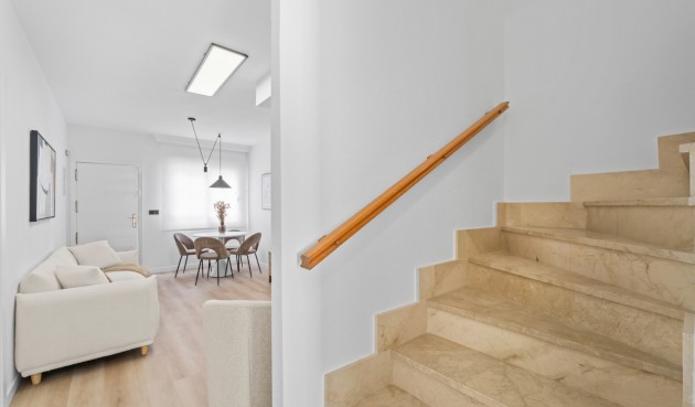 Brukt - Town House -
Villamartin - Costa Blanca