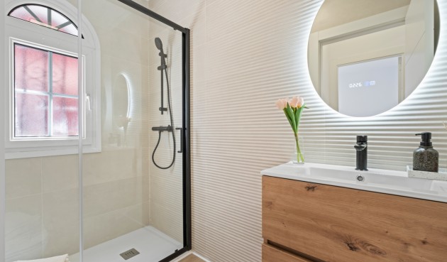 Brukt - Town House -
Villamartin - Costa Blanca
