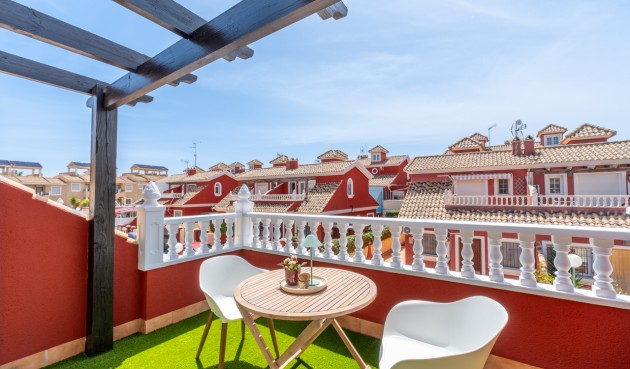 Brukt - Town House -
Villamartin - Costa Blanca