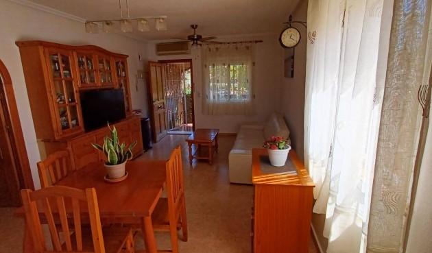 Återförsäljning - Bungalow -
Orihuela Costa - Los Almendros-la Florida