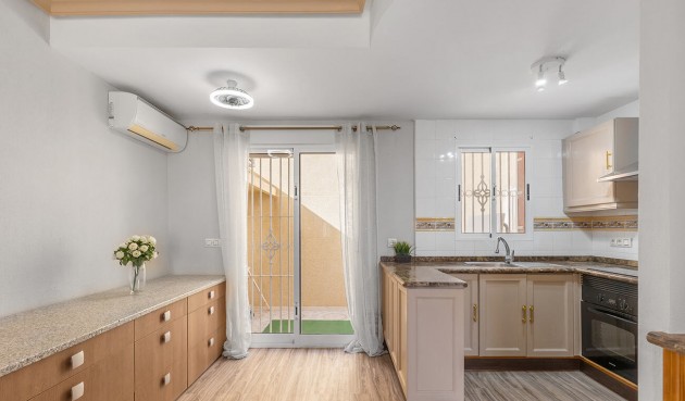 Återförsäljning - Semi Detached -
Orihuela Costa - Villamartín