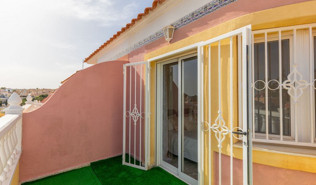 Återförsäljning - Semi Detached -
Orihuela Costa - Villamartín