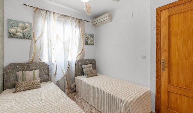 Återförsäljning - Semi Detached -
Orihuela Costa - Villamartín