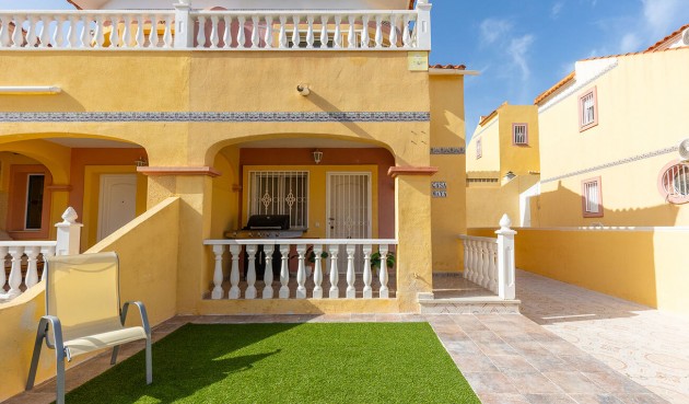 Återförsäljning - Semi Detached -
Orihuela Costa - Villamartín
