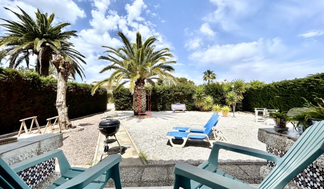 Brukt - Villa -
La Zenia - Costa Blanca