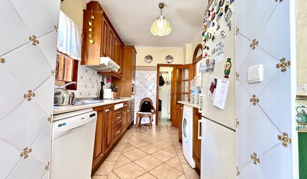 Brukt - Villa -
La Zenia - Costa Blanca
