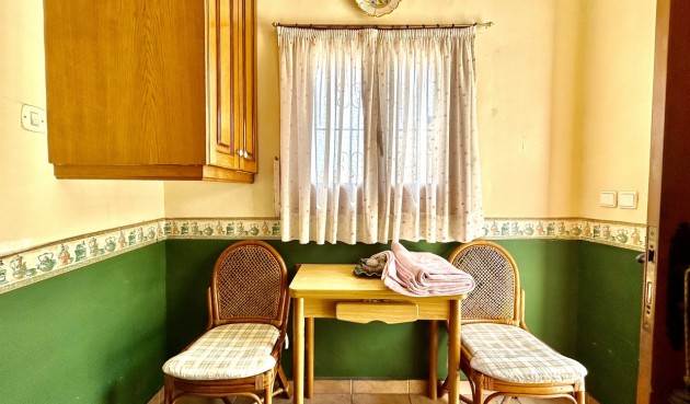 Brukt - Villa -
La Zenia - Costa Blanca