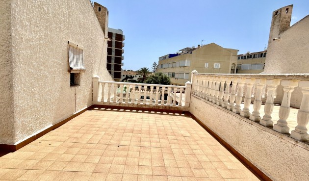 Brukt - Villa -
La Zenia - Costa Blanca