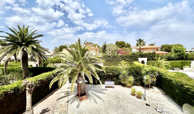 Brukt - Villa -
La Zenia - Costa Blanca