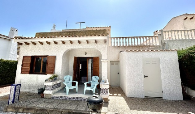 Brukt - Villa -
La Zenia - Costa Blanca