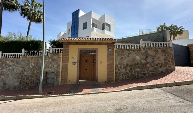 Brukt - Villa -
Torrevieja - Los Balcones - Los Altos del Edén