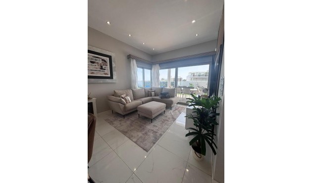 Brukt - Villa -
Villamartin - Costa Blanca
