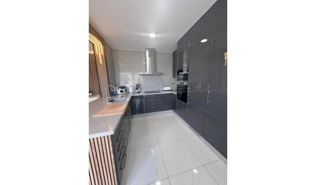 Brukt - Villa -
Villamartin - Costa Blanca