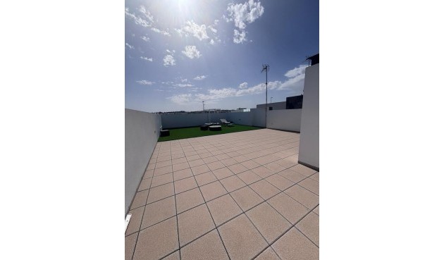 Brukt - Villa -
Villamartin - Costa Blanca