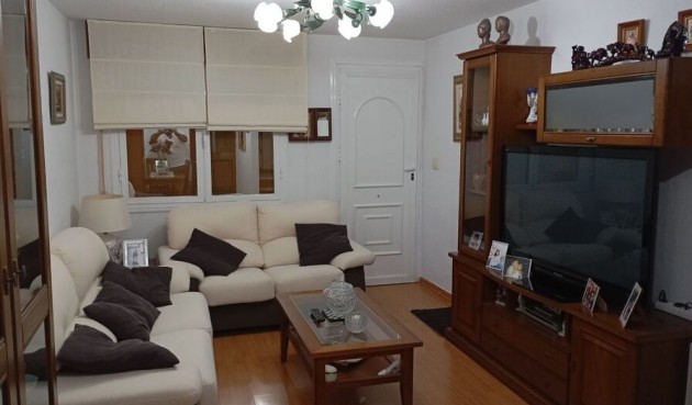 Brukt - Town House -
Daya Vieja - Costa Blanca