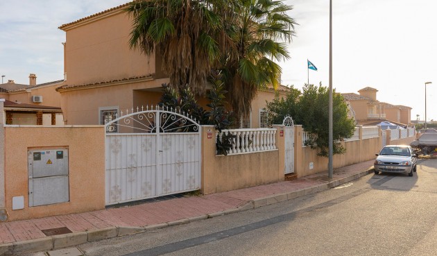 Reventa - Villa -
Ciudad Quesada
