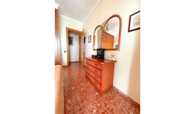 Brukt - Apartment -
Torrevieja - Estacion De Autobuses