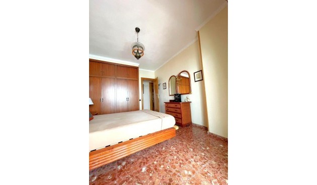 Brukt - Apartment -
Torrevieja - Estacion De Autobuses