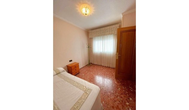 Brukt - Apartment -
Torrevieja - Estacion De Autobuses