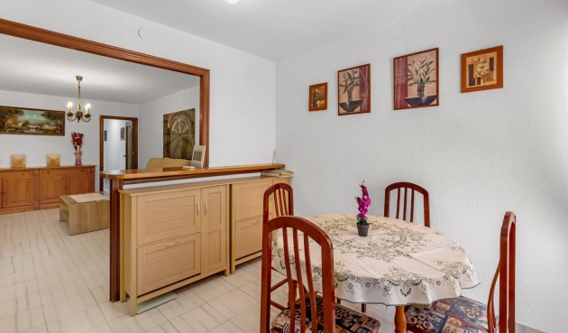 Brukt - Bungalow -
Torrevieja - Centro