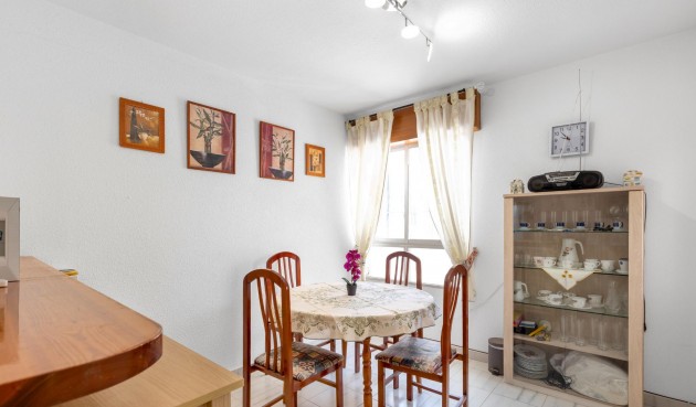 Brukt - Bungalow -
Torrevieja - Centro