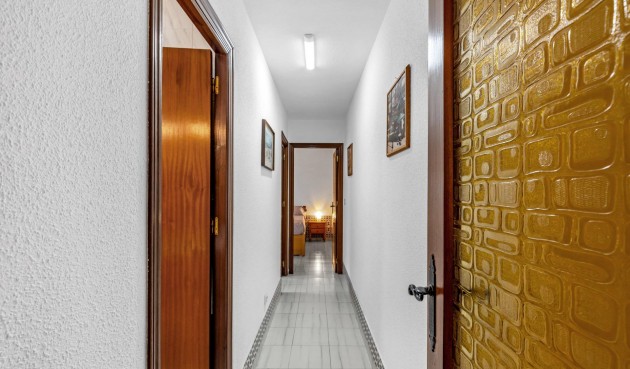 Brukt - Bungalow -
Torrevieja - Centro