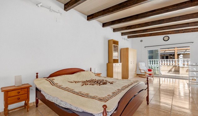 Brukt - Bungalow -
Torrevieja - Centro