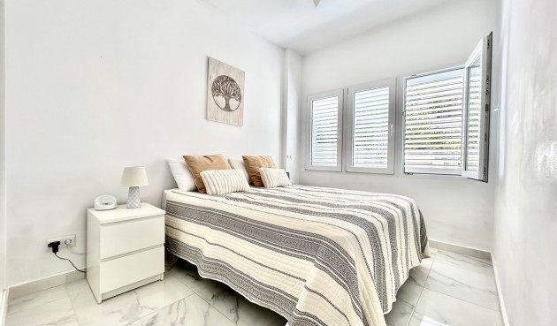 Brukt - Apartment -
La Zenia - Costa Blanca